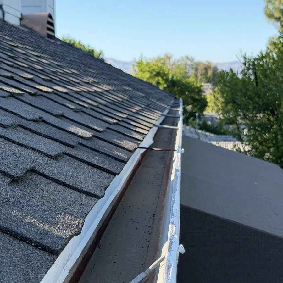 Cleared gutter after gutter cleaning in Encino, CA