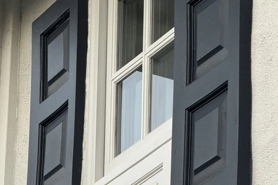 A Valley home beside a Ventura Boulevard storefront, we clean both